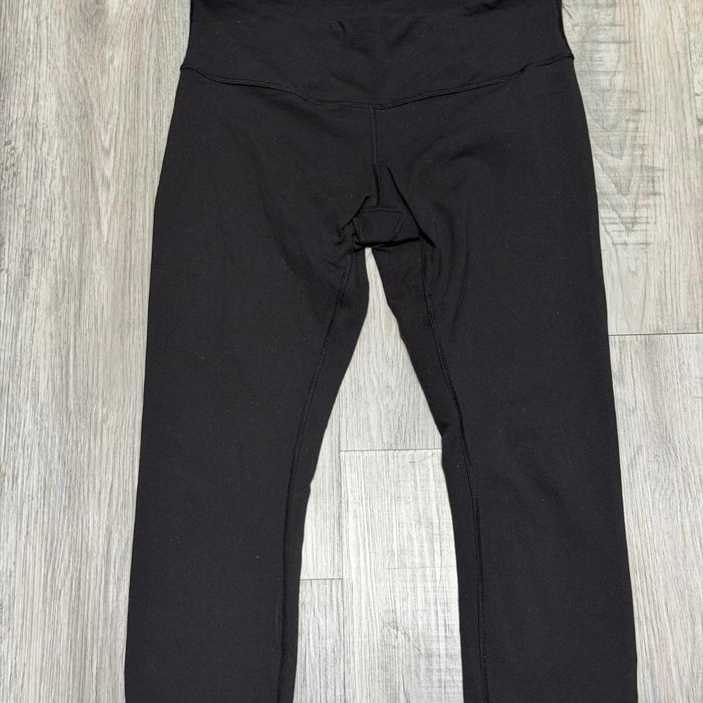 Lululemon Capri Leggings Women Size 6